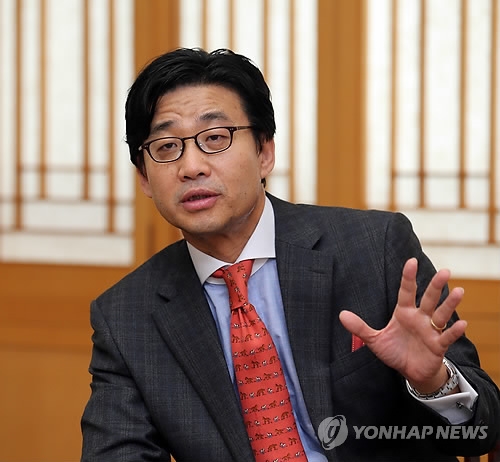 韩国外交部多边外交协调官崔钟文（韩联社）