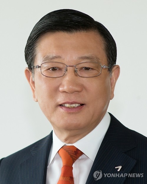 锦湖韩亚集团会长朴三求（韩联社/锦湖韩亚提供）