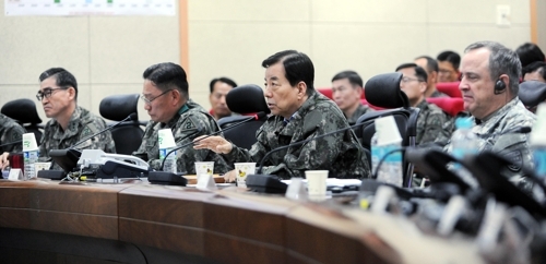 韩国国防部长官韩民求（韩联社/国防部提供）