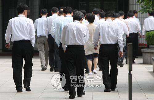 统计：韩部长级以上高官人均财产超千万 - 1