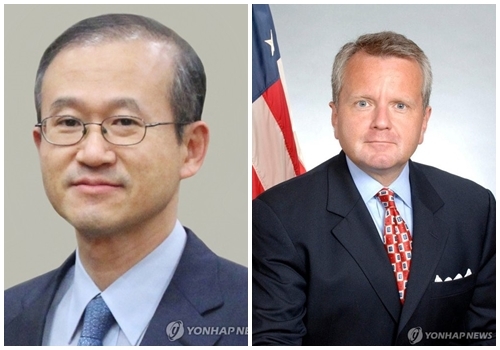 资料图片：韩国外交部次官林圣男（左）和美国常务副国务卿沙利文（右图由美国商务部提供）