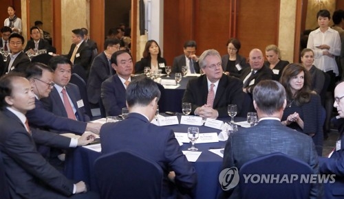 资料图片：9月25日，在首尔中区乐天酒店，韩美能源合作研讨会举行。（韩联社）