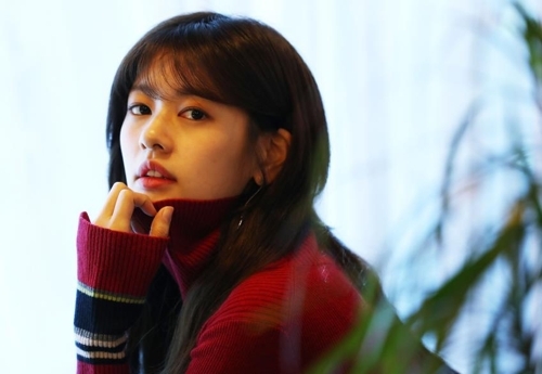 12月12日，在首尔三清洞的一家咖啡厅，演员郑素敏接受韩联社专访。（韩联社） 