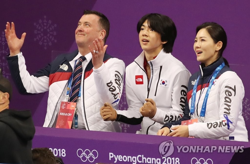 平昌冬奥花滑车俊焕创个人最好成绩晋级自由滑