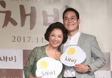 一周韩娱：MONSTA X和TWICE推迷你辑 崔智友结婚 - 10