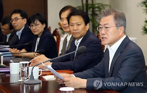 资料图片：韩国总统文在寅（韩联社）