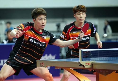 张禹珍（右）出战男双半决赛。（The PingPong供图）