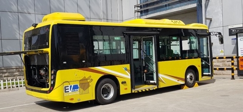 北汽低地板电动公交车（北汽韩国供图）