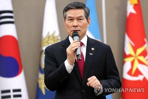 韩国防长郑景斗（韩联社）