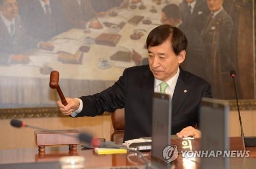 资料图片：韩国央行行长李柱烈（韩联社）