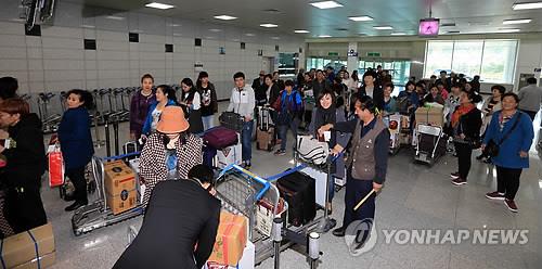 资料图片：襄阳国际机场入境大厅 韩联社