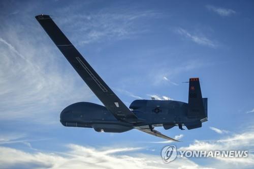 “全球鹰”无人侦察机抵韩明年正式服役