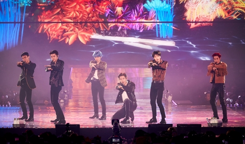 EXO演唱会现场 SM娱乐供图（图片严禁转载复制）