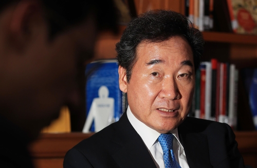 7月8日，在国会，李洛渊接受韩联社专访。 韩联社