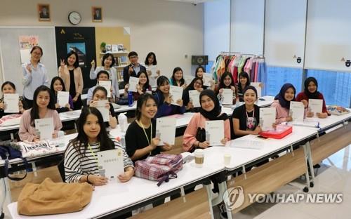 资料图片：印尼一世宗学堂的学生们 世宗学堂财团供图（图片严禁转载复制）