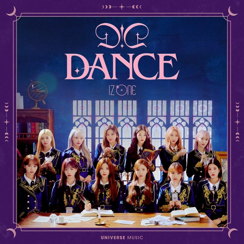 IZ*ONE新歌《D-D-DANCE》 KLAP供图（图片严禁转载复制）
