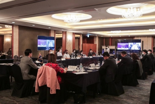 2月25日，韩国与澳大利亚在线举行东盟政策对话。图为会议现场。 韩联社/外交部供图（图片严禁转载复制）