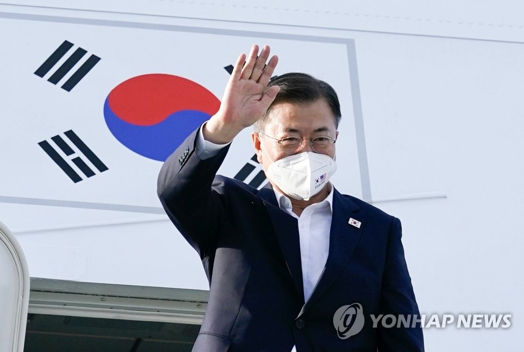 资料图片：韩国总统文在寅 韩联社