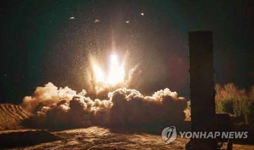 资料图片：韩军“玄武-2”弹道导弹 韩联社