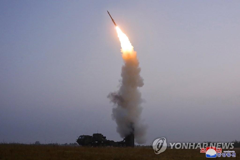 韩统一部就朝鲜发射飞行器持慎重态度