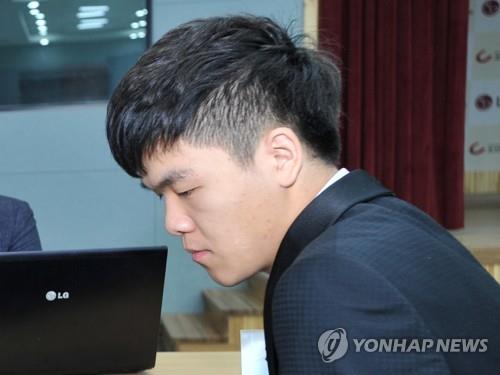 资料图片：中国围棋第一人柯洁 韩联社/韩国棋院供图（图片严禁转载复制）