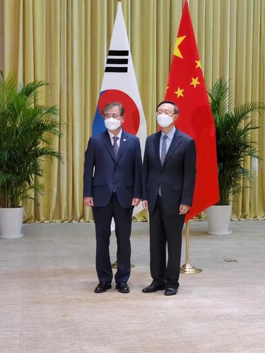 韩国安首长徐薰和杨洁篪在津启动会谈