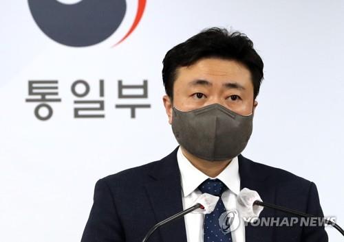 资料图片：韩国统一部副发言人车德哲（音） 韩联社