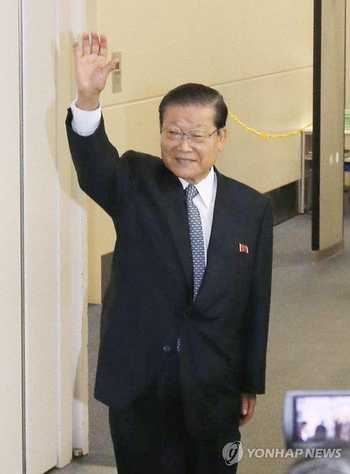 金正恩致电祝贺在日总联主席许宗万生日