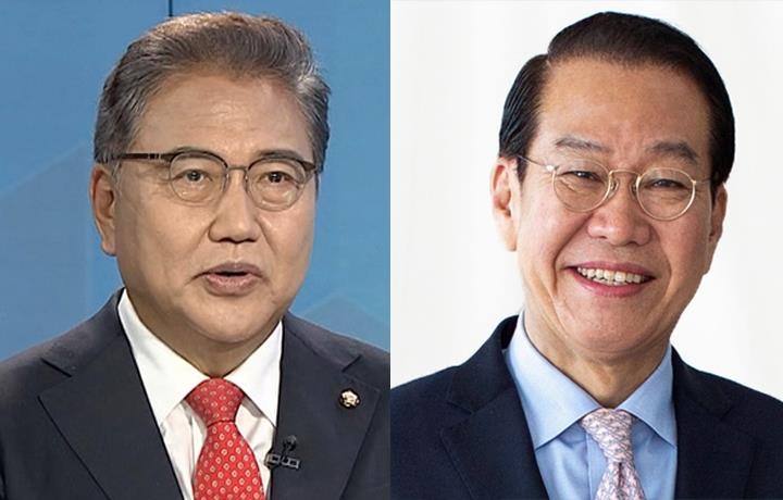 资料图片：朴振（左）和权宁世 韩联社/韩联社TV供图（图片严禁转载复制）
