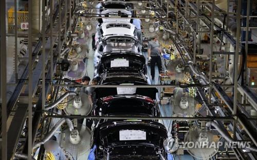 资料图片：图为雷诺韩国釜山工厂，摄于2019年6月。 韩联社