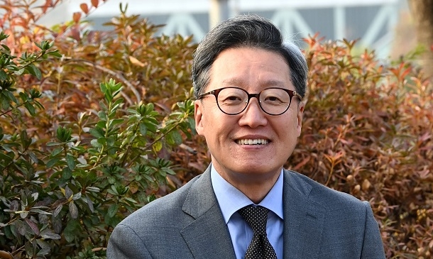 资料图片：郑在浩 韩联社/郑在浩个人官网截图（图片严禁转载复制）