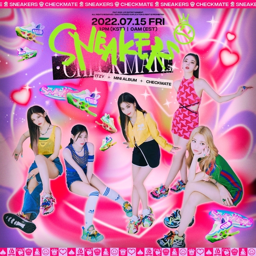 ITZY新歌《SNEAKERS》海报 JYP娱乐供图（图片严禁转载复制）