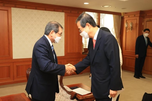 韩总理会见日本经济团体联合会代表团
