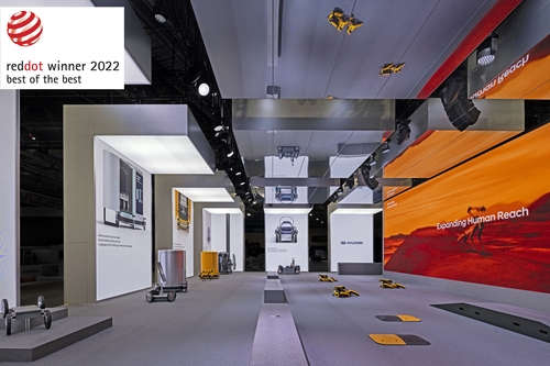亮相2022美国拉斯维加斯消费电子展（CES）的现代汽车展馆荣获红点品牌与传达设计大奖。 现代汽车集团供图（图片严禁转载复制）
