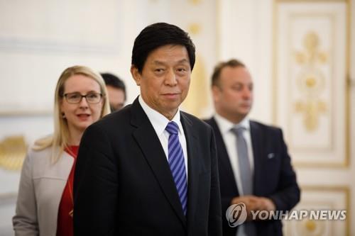 资料图片：中国全国人大常委会委员长栗战书 韩联社/欧新社供图（图片严禁转载复制）