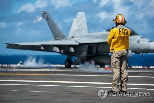 资料图片：搭载于“罗纳德·里根”号的F/A-18战机 韩联社/美国国防部摄影资料官网（图片严禁转载复制）
