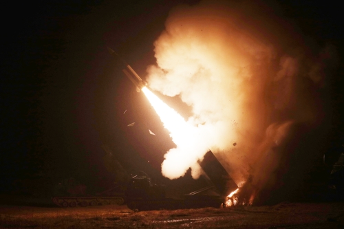 详讯：韩美联合射弹反制朝鲜导弹挑衅