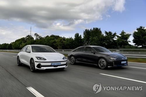资料图片：现代电动汽车“艾尼氪6” 韩联社/现代汽车供图（图片严禁转载复制）