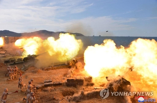 简讯：朝鲜向东西部海域缓冲区发射130余发炮弹