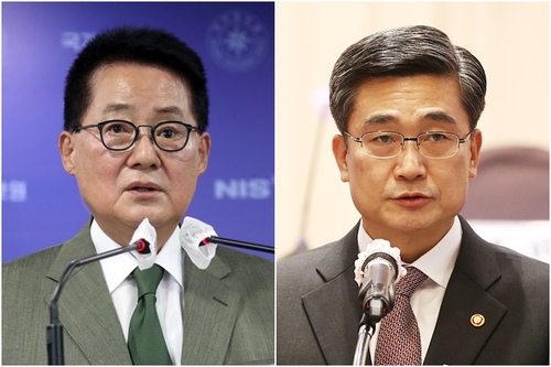韩前情报机构首长和前防长因涉公务员命案被不捕直诉