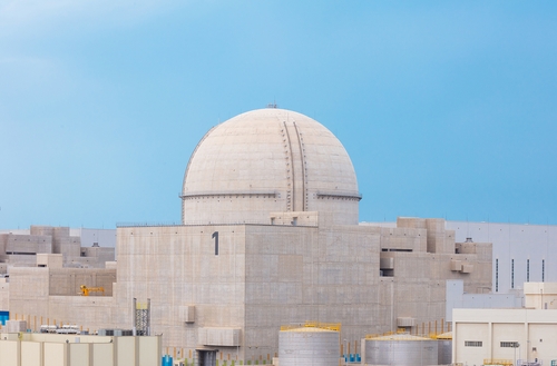 资料图片：韩国在阿联酋承建的巴拉卡核电站1号机组 韩联社/韩国电力公社供图（图片严禁转载复制）