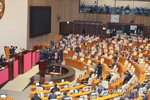韩国国会今将向宪院提交李祥敏弹劾决议书