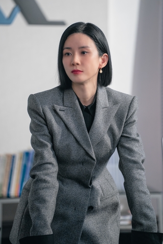 《代理公司》剧照 Howpictures,DRAMAHOUSE供图（图片严禁转载复制） 