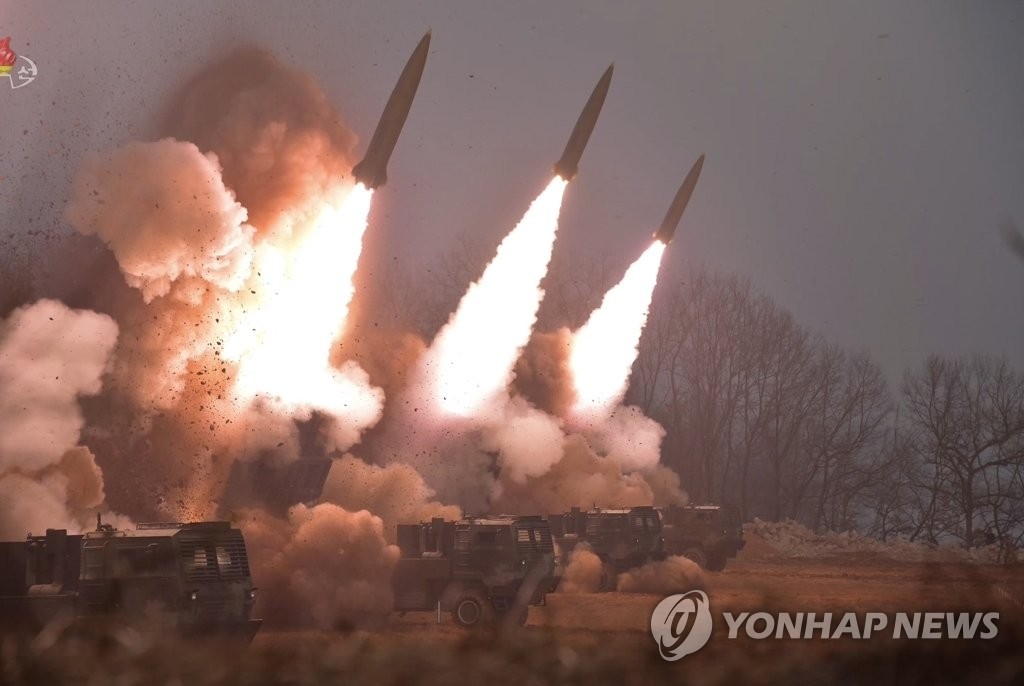 资料图片：朝鲜发射导弹。 韩联社/朝鲜央视画面截图（图片仅限韩国国内使用，严禁转载复制）