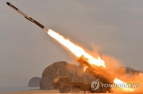 资料图片：朝版"战斧"远程战略巡航导弹 韩联社
