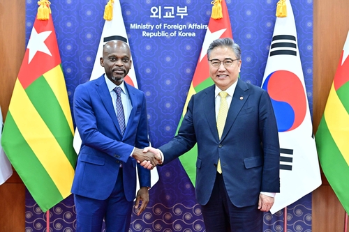 韩多哥外长会晤共商经济合作方案