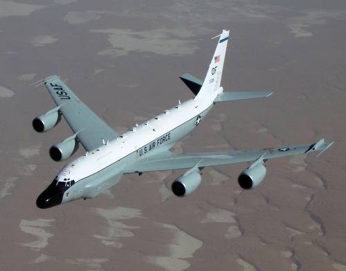资料图片：美国空军侦察机RC-135V“铆接” 美国空军官网截图（图片严禁转载复制）