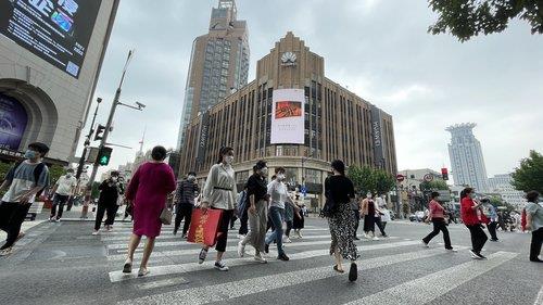 资料图片：上海南京路步行街 韩联社
