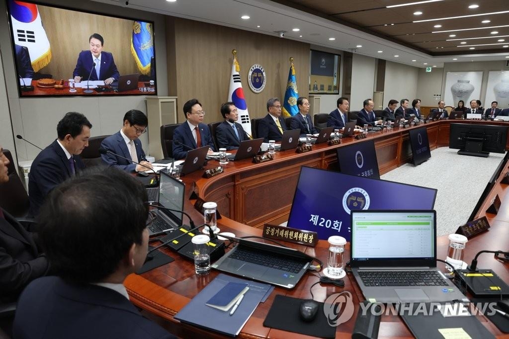 5月16日，在龙山总统府，韩国总统尹锡悦主持召开国务会议。 韩联社