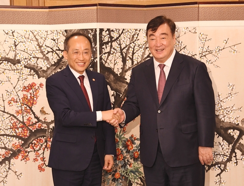 详讯：韩国经济副总理会见中国驻韩大使